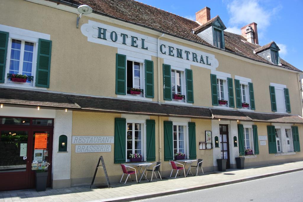 Hotel Le Central Boussac  외부 사진
