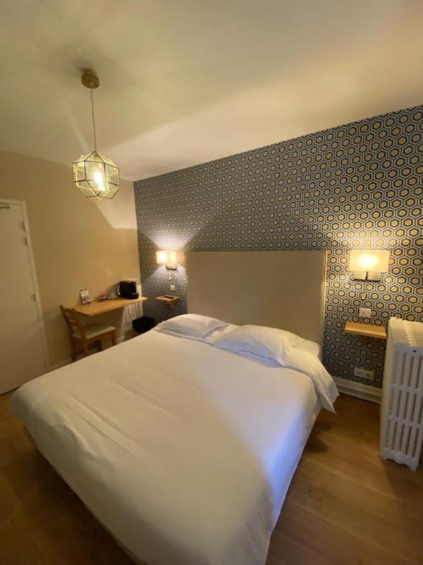 Hotel Le Central Boussac  외부 사진