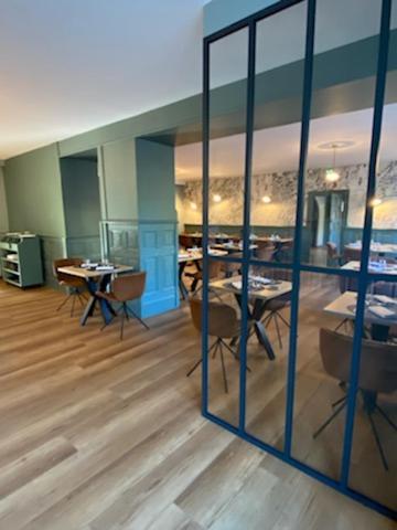 Hotel Le Central Boussac  외부 사진
