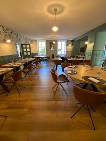 Hotel Le Central Boussac  외부 사진