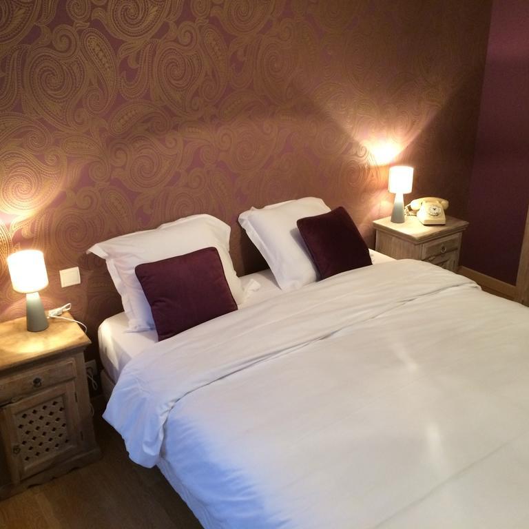 Hotel Le Central Boussac  객실 사진