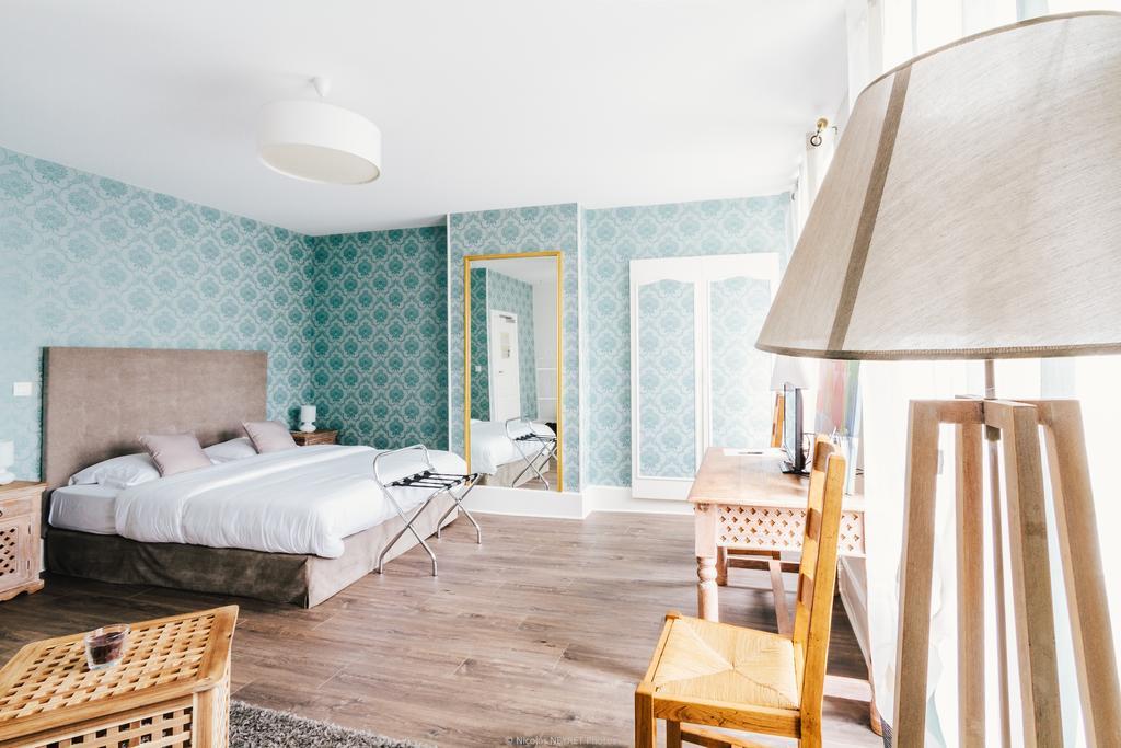 Hotel Le Central Boussac  외부 사진